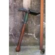 Folding shovel