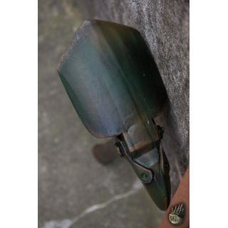 Folding shovel