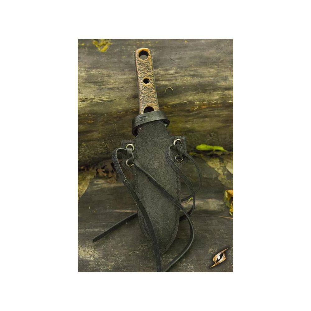 Thrust knife with holder