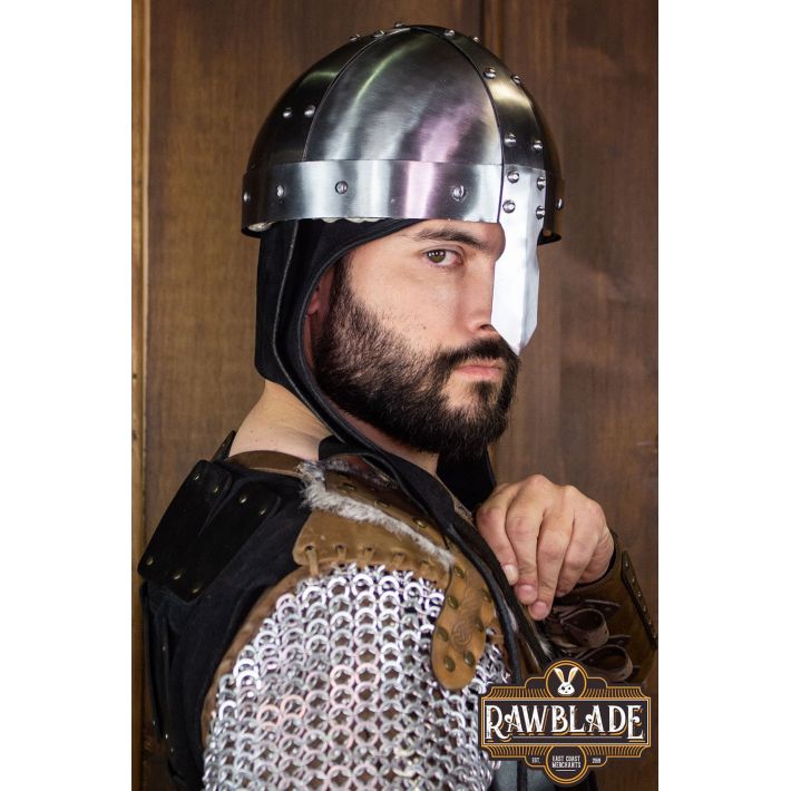 Russel spangenhelm